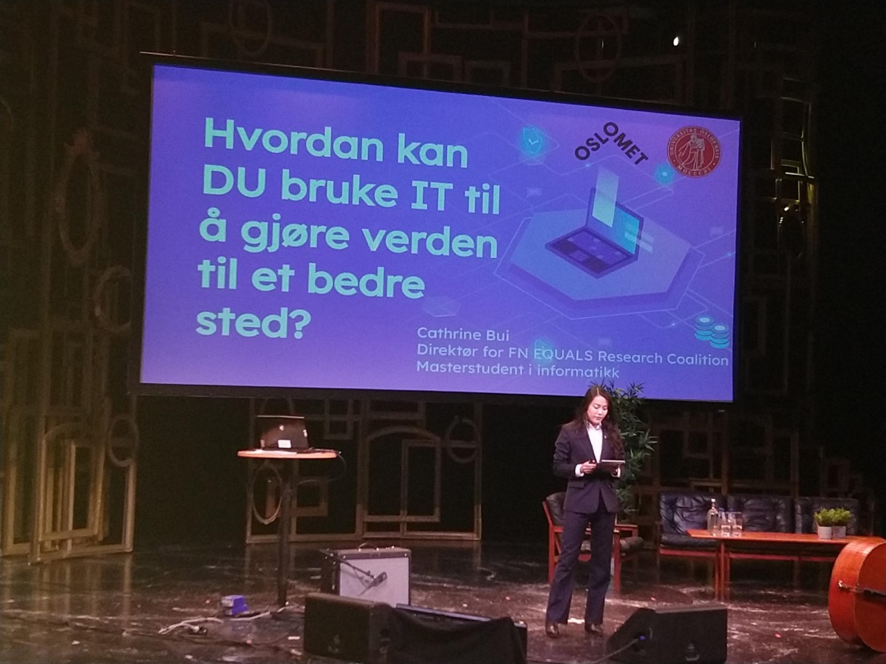 Foto: jenterogteknologi jenterogteknologi